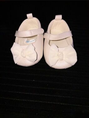 Carter's Cream Bow Mary Jane Baby Shoes